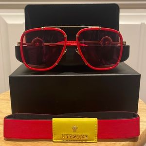 Men or Woman Versace glasses